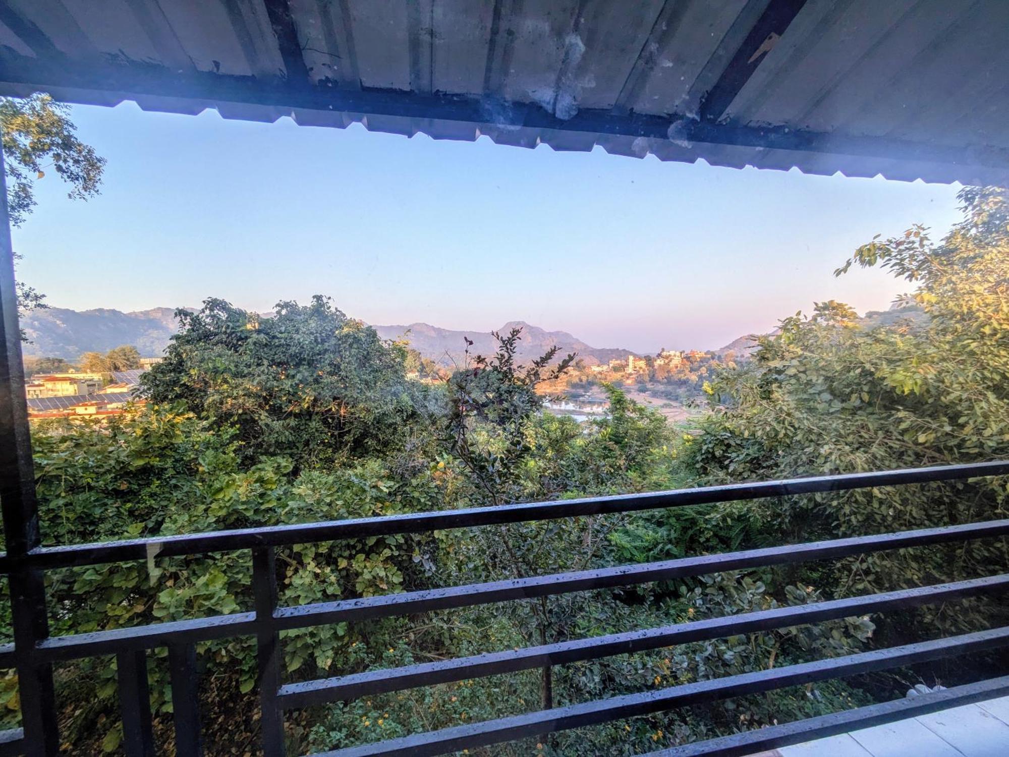Dude Ranch Villa Mount Abu Exterior photo